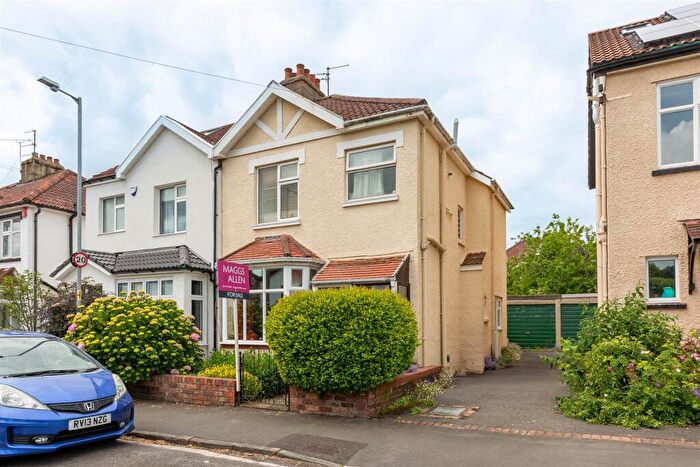3 Bedroom Semi-Detached House For Sale In Russell Grove | Westbury Park, BS6