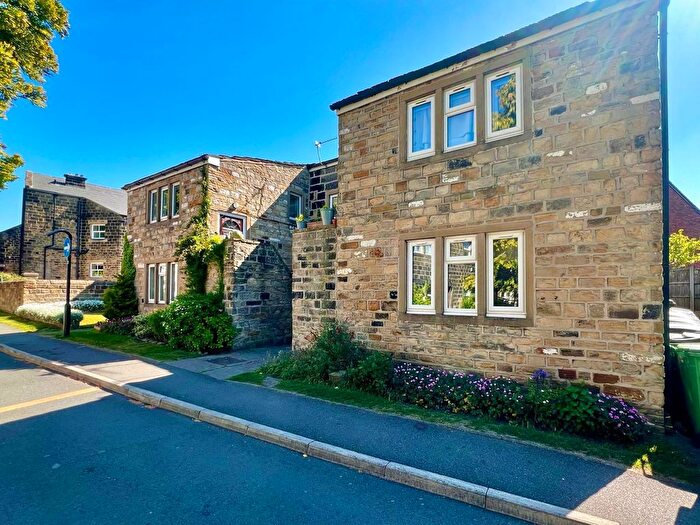 1 Bedroom Flat To Rent In Back Lane, Horsforth, Leeds, West Yorkshire, LS18