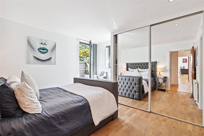 2 Bedroom Flat To Rent In Ecclesbourne Road, Islington, N1