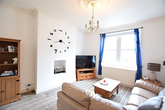 3 Bedroom Maisonette To Rent In Brinkburn Avenue, Gateshead, NE8