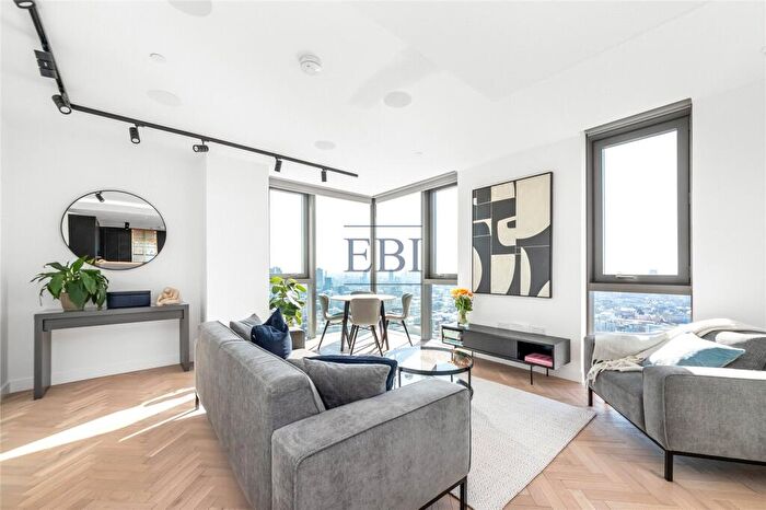 2 Bedroom Apartment For Sale In Valencia Tower, City Road, Islington, EC1V