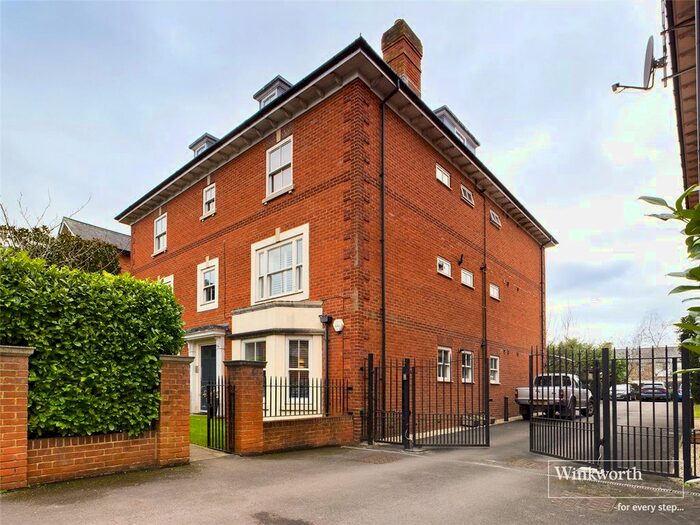 2 Bedroom Flat To Rent In Brownlow Lodge, Brownlow Road, Reading, Berkshire, RG1