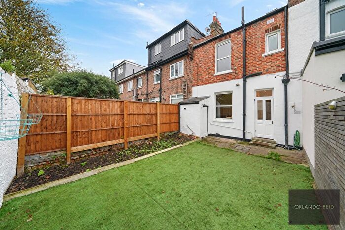 3 Bedroom Terraced House To Rent In Broadwater Road, London, SW17