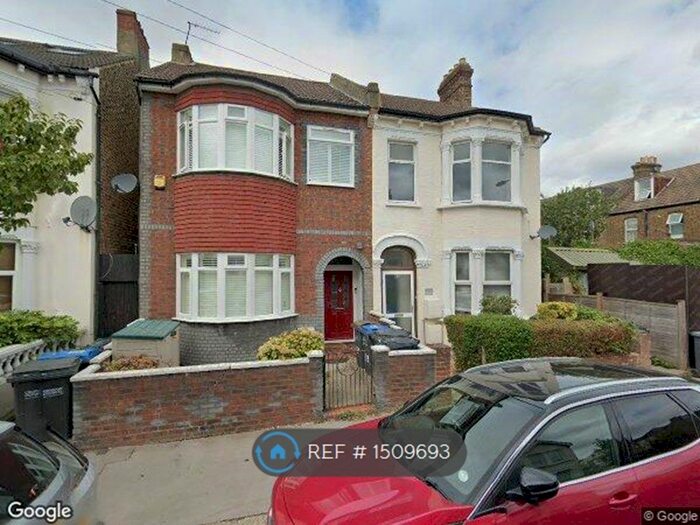 2 Bedroom Maisonette To Rent In Balfour Road, South Norwood, SE25