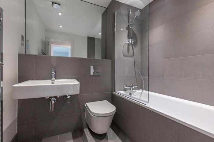 2 Bedroom Duplex To Rent In Martlesham, Panshanger, AL7