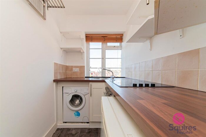 1 Bedroom Flat For Sale In Hendon Way, London, NW4