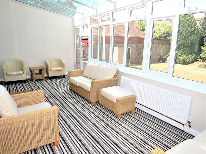 8 Bedroom Detached House To Rent In Bryanstone Road, BH3