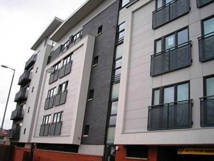 2 Bedroom Flat To Rent In Maryhill Road, Glasgow, G20