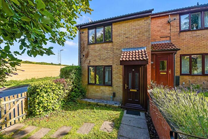 2 Bedroom Semi Detached House For Sale In Horndean, Waterlooville, PO8