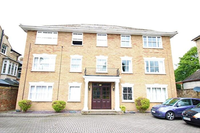 2 Bedroom Flat To Rent In Langford Court, Linden Road, MK40