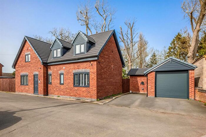 3 Bedroom Detached House For Sale In Verney Close, Lighthorne, Warwick, CV35