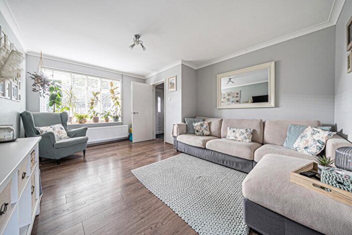 3 Bedroom Semi-Detached House For Sale In Weatherthorn, Orton Malborne, PE2