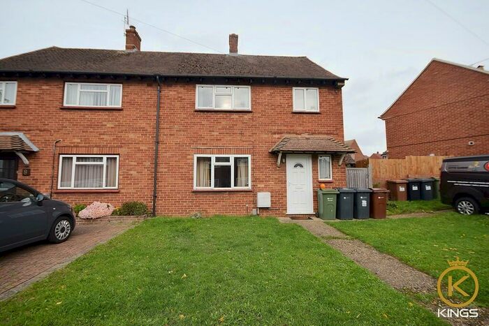 5 Bedroom Semi-Detached House To Rent In Cabell Road, Guildford, GU2