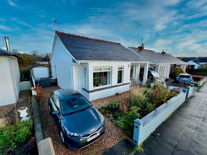 3 Bedroom Detached Bungalow For Sale In Craigends Road, Glengarnock, KA14