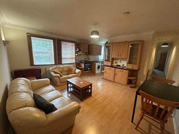 2 Bedroom Apartment To Rent In Portswood Road, Southampton, SO17