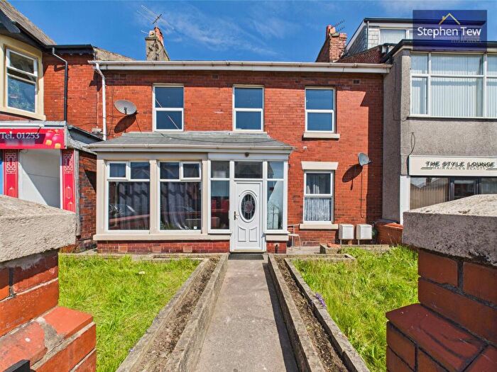 3 Bedroom Block Of Apartments For Sale In Waterloo Road, Blackpool, FY4