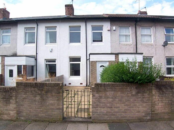 2 Bedroom Terraced House For Sale In Carville Gardens, Wallsend, Tyne And Wear, NE28