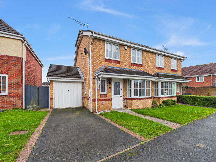 3 Bedroom Semi-Detached House For Sale In Acrefield Way, Chellaston, DE73