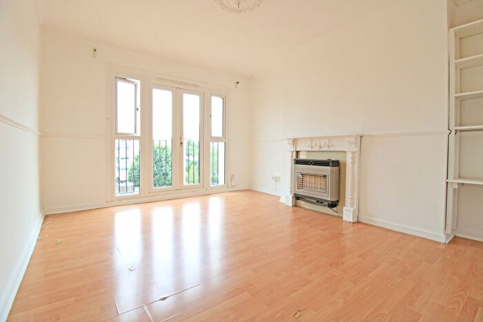 1 Bedroom Flat To Rent In Kent Street, London, E2