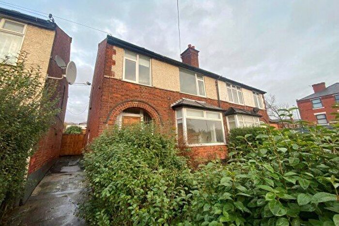 3 Bedroom Property To Rent In Alfreton Road, Nottingham, NG7