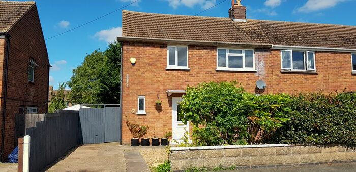 3 Bedroom End Of Terrace House To Rent In Upper Queen Street, Rushden, NN10