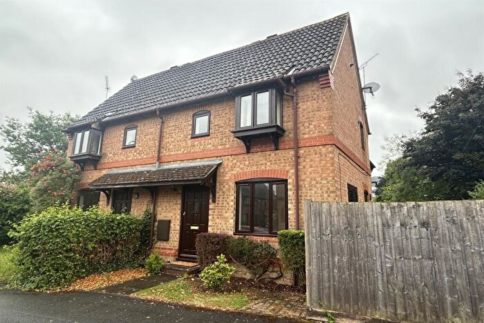 1 Bedroom House To Rent In Hook, Hampshire, RG27