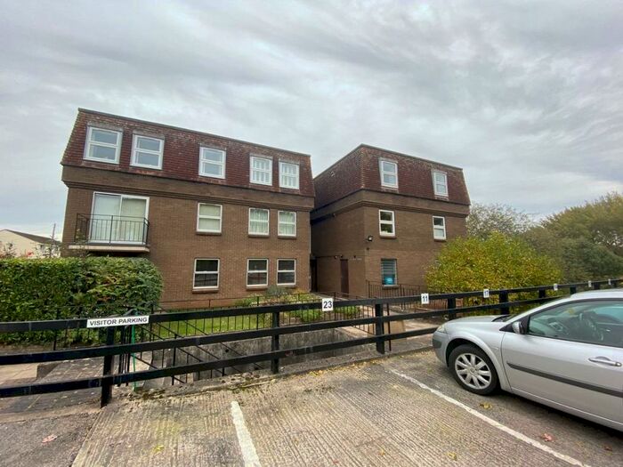 2 Bedroom Flat To Rent In Temple Street, Keynsham, Bristol, BS31