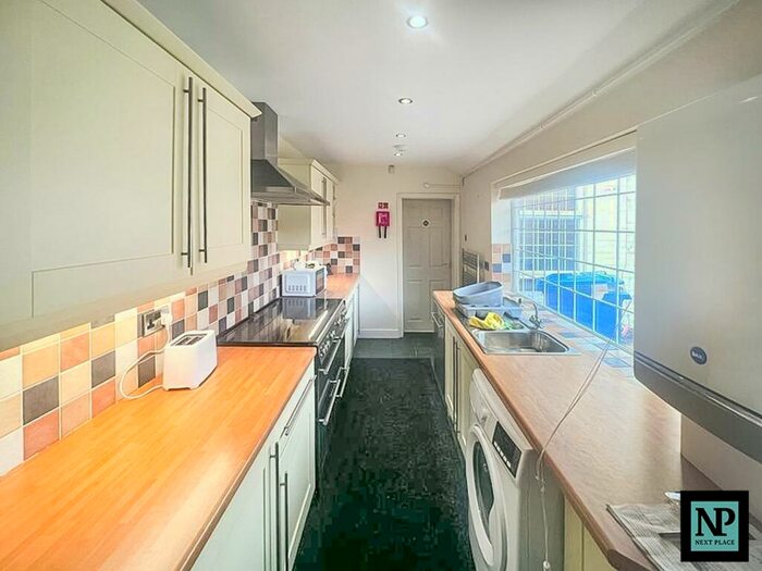 1 Bedroom Terraced House To Rent In Heath Street, Tamworth, B79