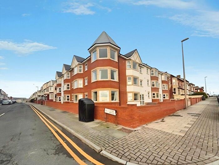 2 Bedroom Apartment To Rent In Warley Road, Blackpool, Lancashire, FY1