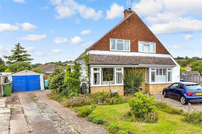 2 Bedroom Semi-Detached House For Sale In Hawthorn Close, Hythe, Kent, CT21