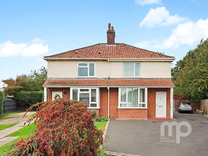 3 Bedroom Semi-Detached House For Sale In Preston Avenue, Wymondham, Norfolk, NR18