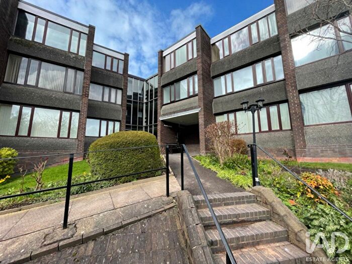 1 Bedroom Flat To Rent In Parklands Gardens, Walsall, WS1