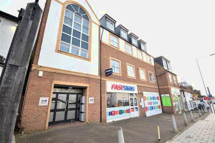 1 Bedroom Flat To Rent In Ewell Road, Surbiton, KT6