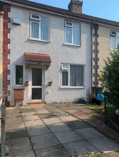 2 Bedroom Terraced House To Rent In Hall Street, Bedminster, Bristol, BS3
