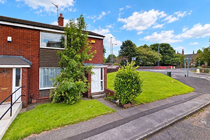 2 Bedroom Terraced House For Sale In Buttermere Road, Oldham, OL4