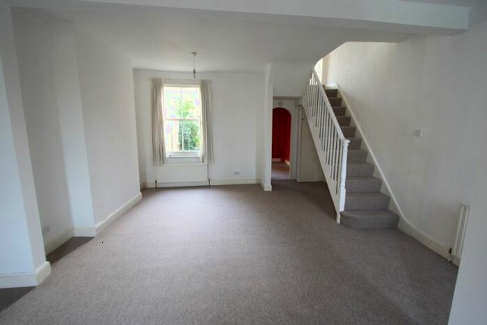 4 Bedroom Terraced House To Rent In Quicks Road, Wimbledon, SW19