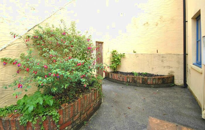 1 Bedroom Property To Rent In High Street, Narberth, SA67