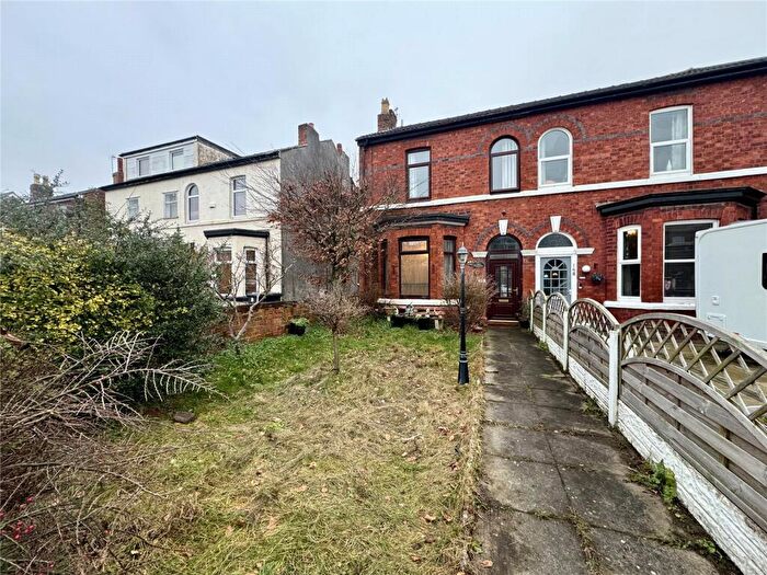 3 Bedroom Semi-Detached House For Sale In Hampton Road, Southport, Merseyside, PR8