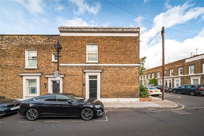 2 Bedroom Apartment For Sale In Tollet Street, London, E1
