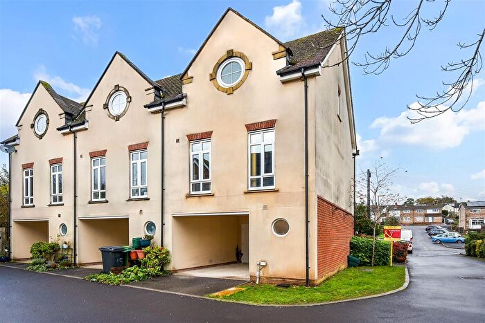 3 Bedroom End Of Terrace House For Sale In Bell Mews, Whitchurch, RG28