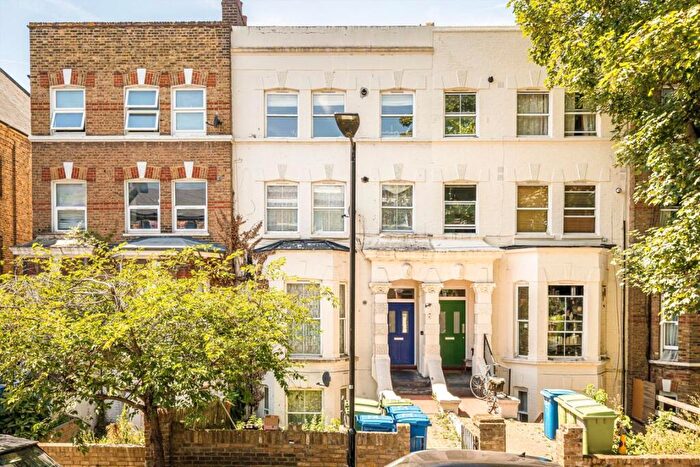 1 Bedroom Flat For Sale In Gautrey Road, Peckham, SE15