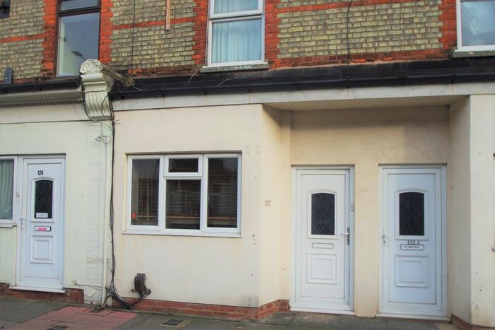 1 Bedroom Flat To Rent In Leavesden Road, Watford WD24