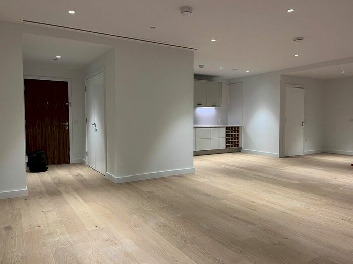 2 Bedroom Flat To Rent In Jubilee Walk, London, WC1X