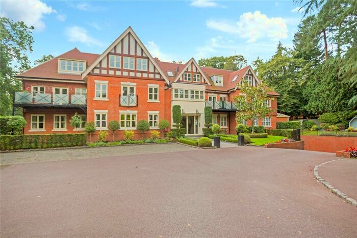 2 Bedroom Apartment To Rent In Brockenhurst Road, Ascot, Berkshire, SL5