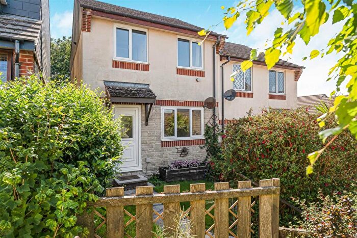 3 Bedroom Semi-Detached House For Sale In Pound Park, Okehampton, EX20