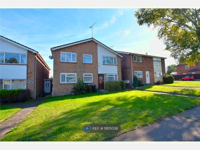 1 Bedroom Flat To Rent In Barn Hall Avenue, Colchester, CO2