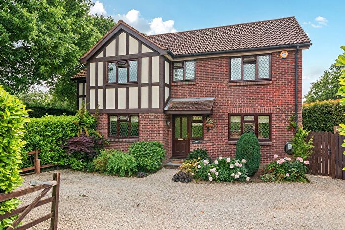 5 Bedroom Detached House For Sale In Copperfields, Fetcham, Leatherhead, KT22