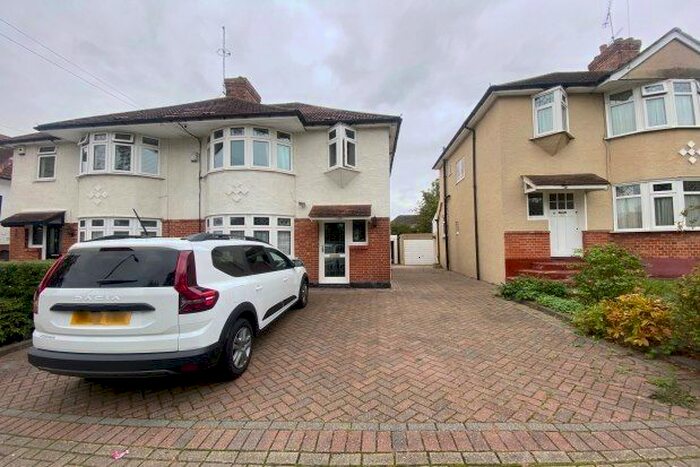 3 Bedroom Property To Rent In Pleasance Road, Orpington, BR5