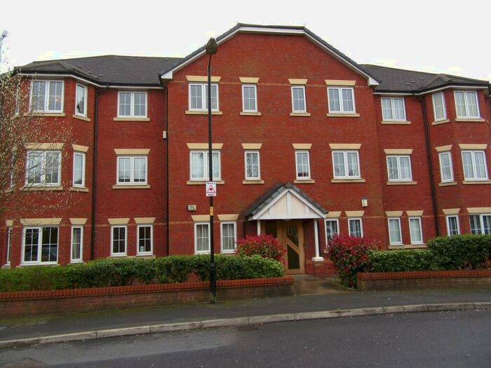 2 Bedroom Flat To Rent In Chelsfield Grove, Chorlton, Manchester., M21