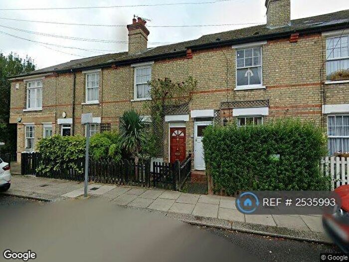 2 Bedroom Terraced House To Rent In Alston Road, Barnet, EN5
